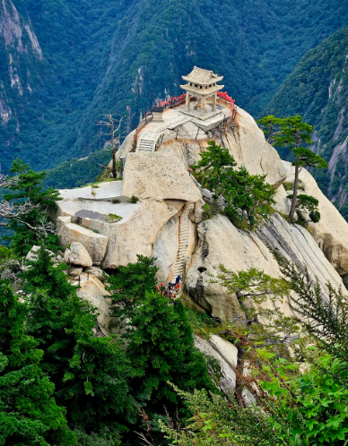 华山